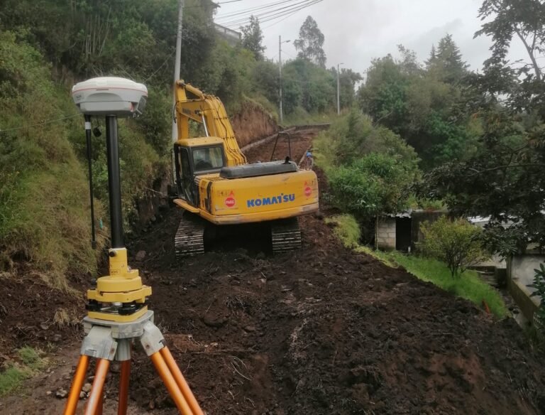 Topografía con Equipo GNSS y Autocad Civil 3D